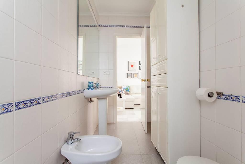 Hostly Rivero 2B Center-Fibre-Communal Terrace-Parking Optional-Cless Севилья Экстерьер фото